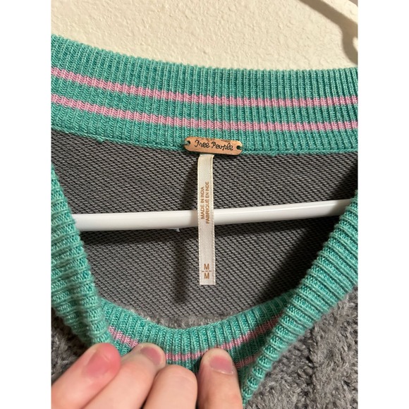 Free People Oversized Sweater - Picture 5 of 7